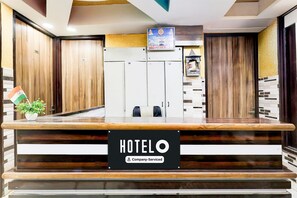 House | Reception