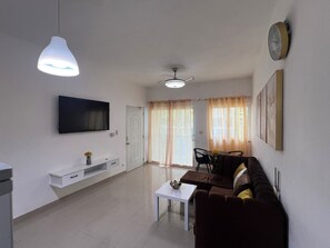 Living area - Cozy 1-bedroom apartment in charming Boca Chica with AC (Boca Chica)