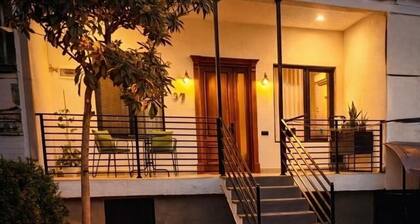 Cozy Entire 3 Bedroom House in Kutaisi with Yard