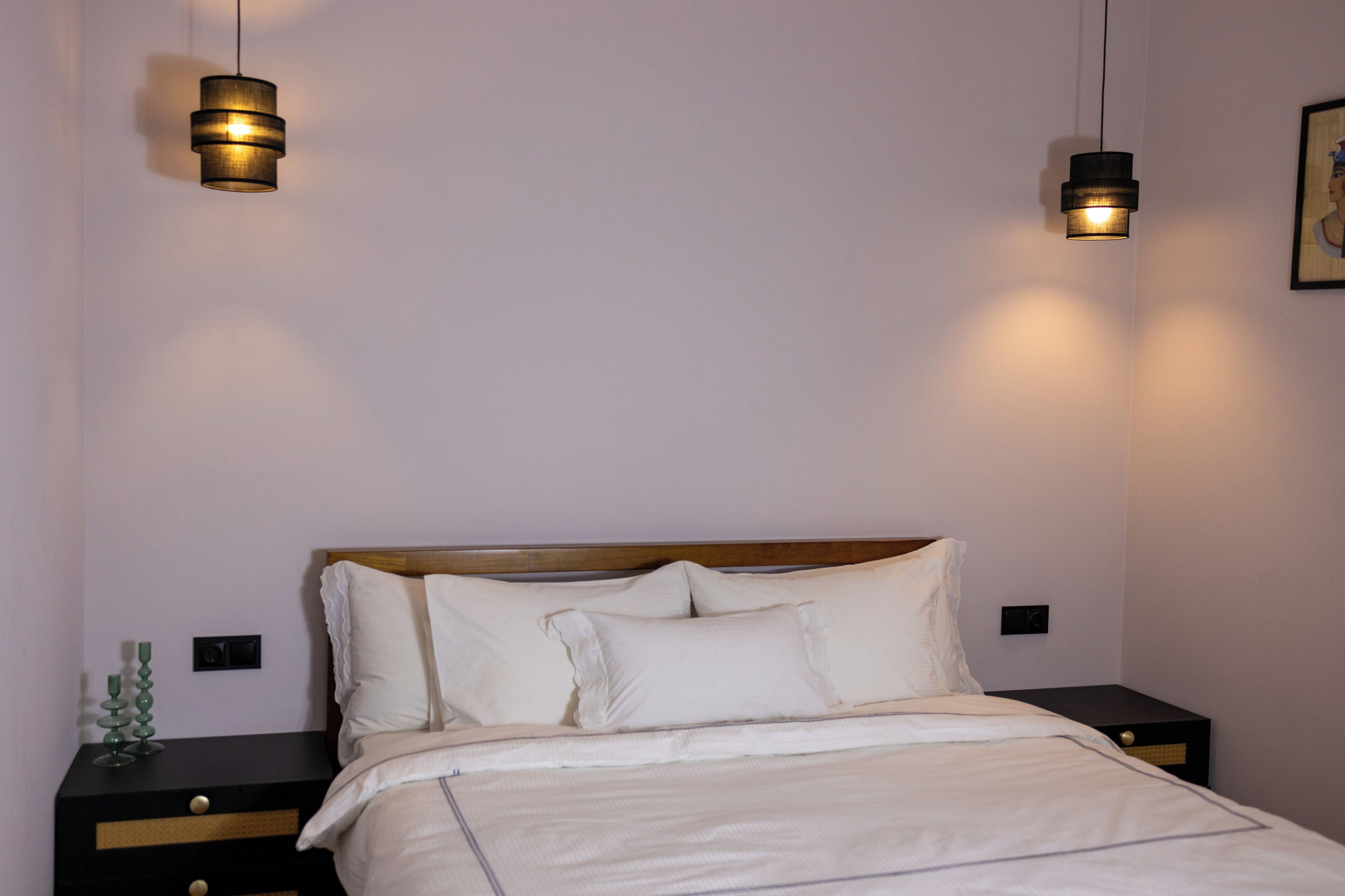 3 habitaciones, tabla de planchar con plancha, wifi y ropa de cama 
