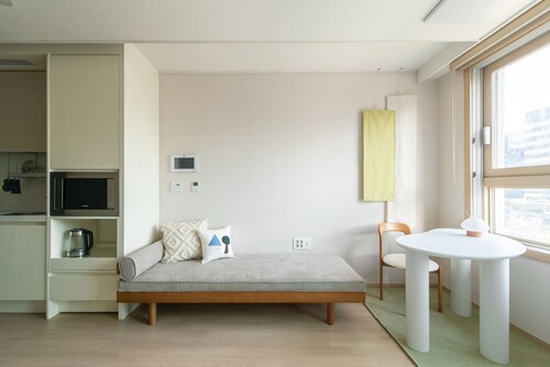 Modern Studio in Seoul near Gimpo Airport