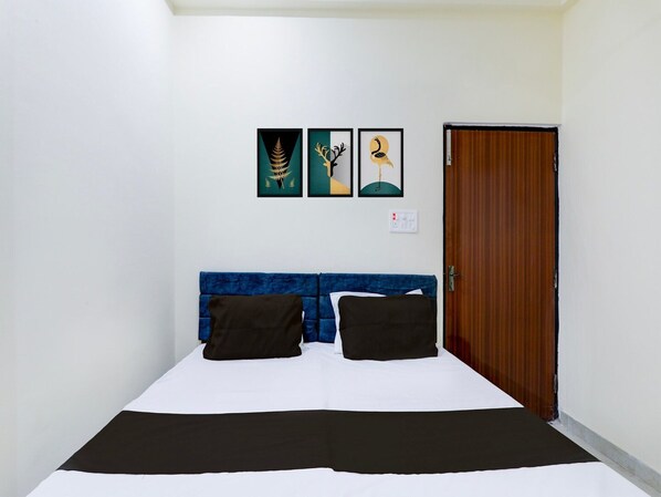 1 bedroom - Saver Doublesuper Hotel O Sudhirpur (Varanasi)