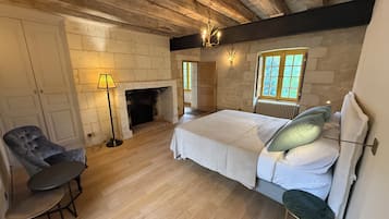 4 chambres, coffres-forts dans les chambres, Wi-Fi gratuit