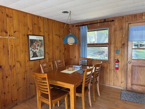 Dining - Happiness Awaits on Lake Winnipesaukee-By Break Away (Meredith)