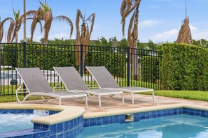 Pool - 4BR Getaway, Spacious, Beautiful, Great Location (Four Corners)