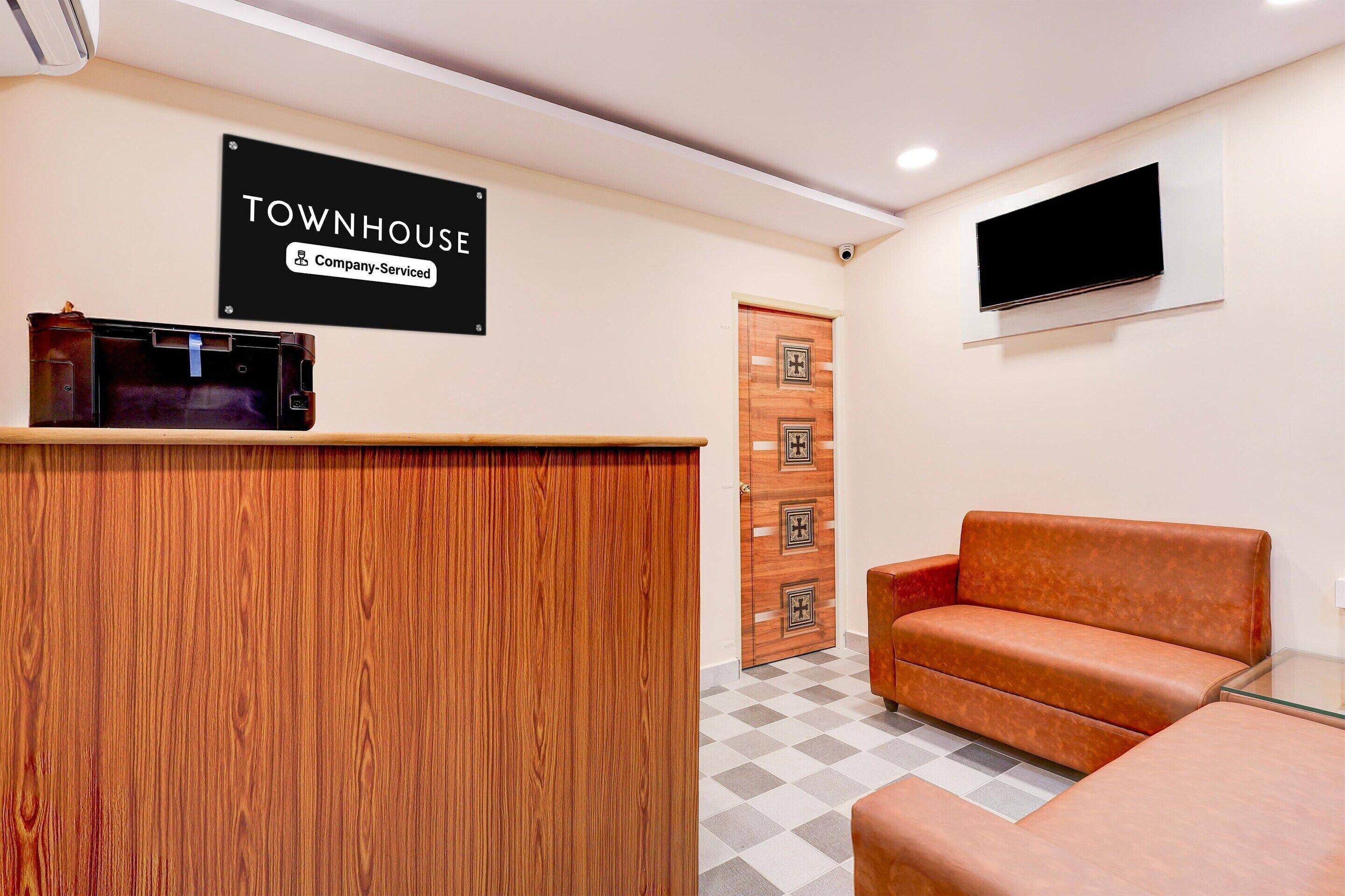 Hus | Reception