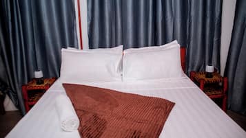 1 slaapkamer, een strijkplank/strijkijzer, wifi, beddengoed