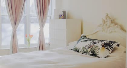 Comfort meets Beauty, private 2 Bdrm apartment