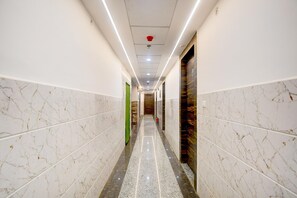 House | Interior - Super Deluxe Room Hotel Budget In (Lucknow)