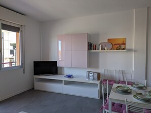 Apartment, 2 Bedrooms, Balcony, City View | Living room - Welcoming Property in Caorle (Caorle)