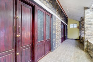 Rumah | Resepsionis