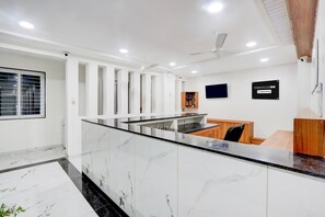 House | Reception - Deluxe Vishnu Grand Premium Rooms (Hanmakonda)