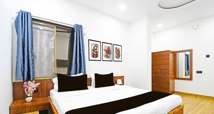 Deluxehotel Anmol Plaza