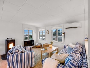 TV - "Ovine" - 200m from the sea by Interhome (Hjørring)