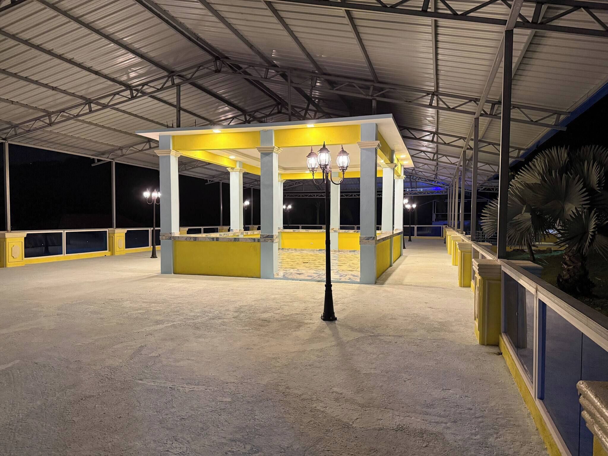Apartment, 3 Bedrooms, Smoking, Patio | Property grounds