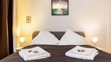 1 bedroom, WiFi, bed sheets