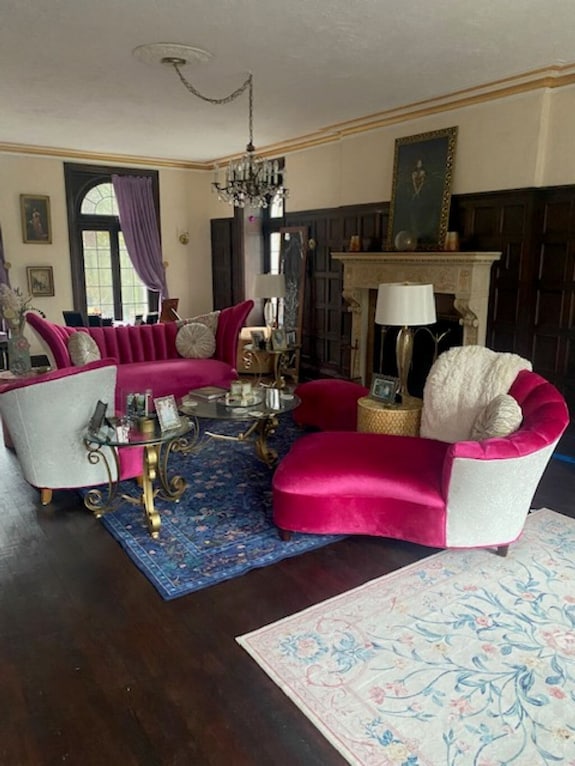 Spacious 6-bdrm Villa In Fabulous Youngstown Mill Creek Park Area With Ac & Gym - Youngstown, OH
