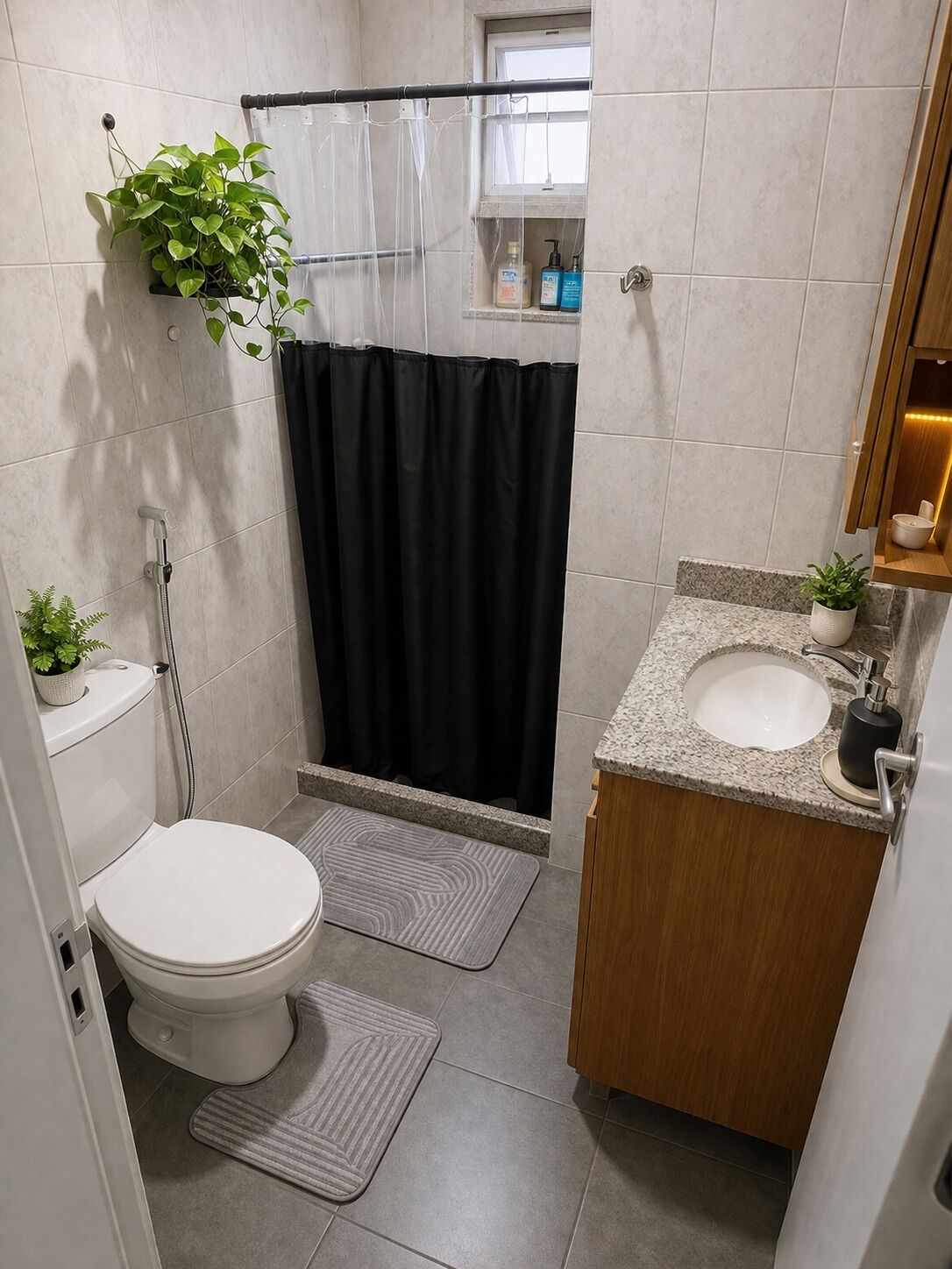 Shower, hair dryer, bidet, towels