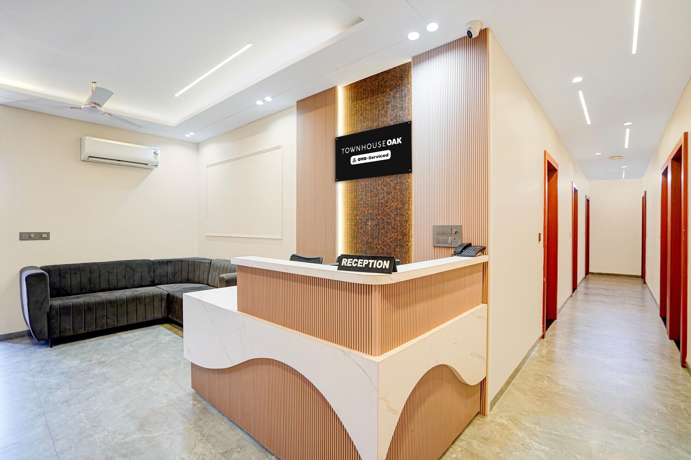 House | Reception