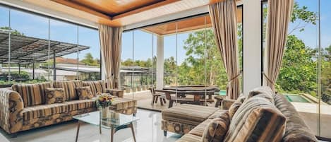 Phòng, 3 phòng ngủ, hồ bơi riêng | Khu phòng khách