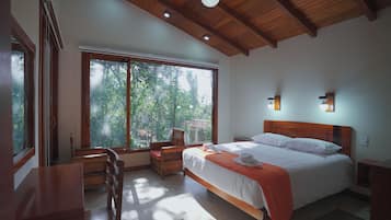 Residenza familiare, vista giardino, lato giardino | Tende oscuranti, ferro/asse da stiro, Wi-Fi gratuito