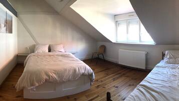 2 chambres, lit parapluie, Wi-Fi gratuit, draps fournis