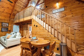 Interior - Romantic Luxury Retreat w/Hot Tub + Resort Pool -6.4 miles to Dollywood! (Sevierville)