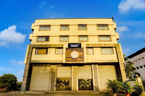Townhouse Oak New Nashik Highway 4