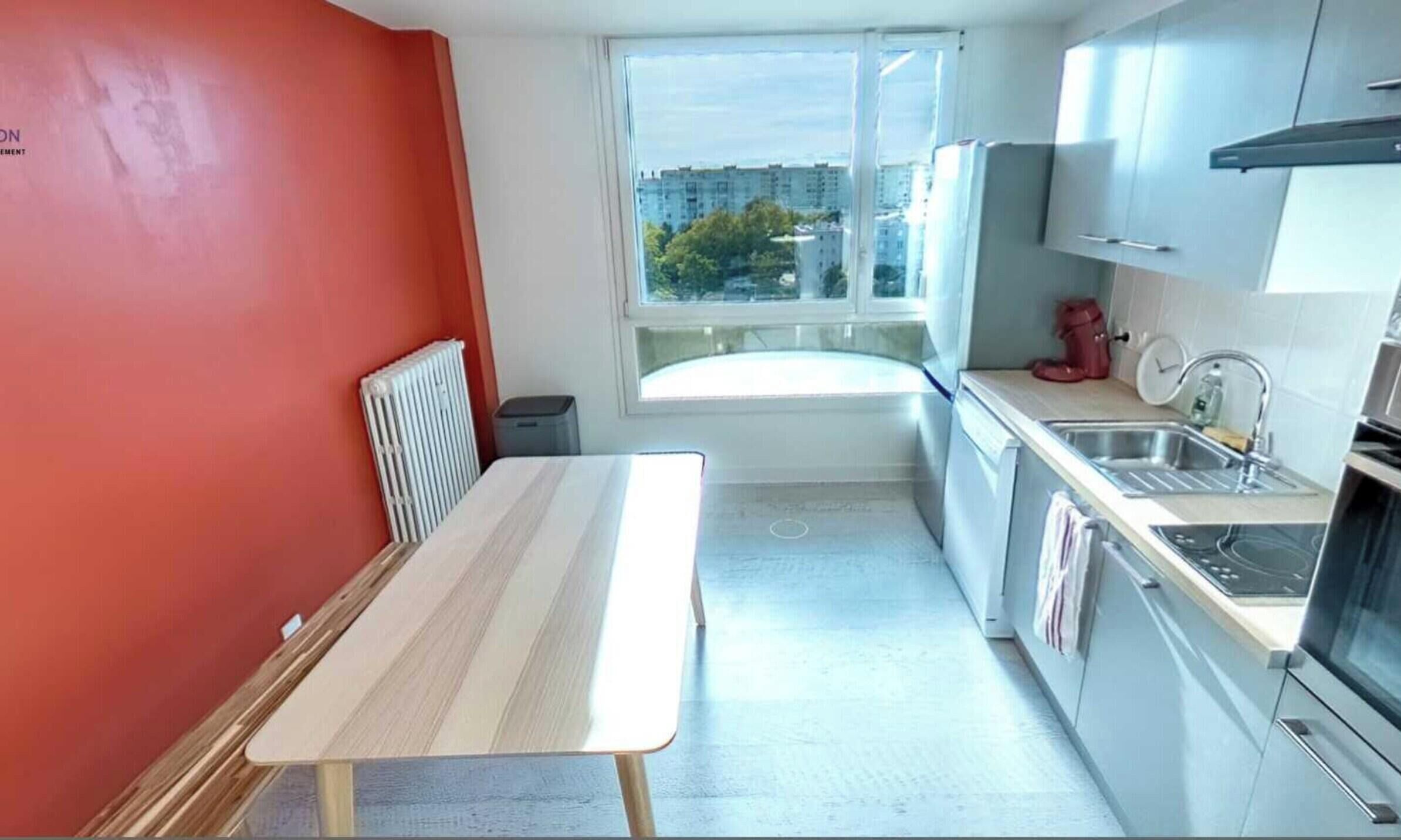 Apartment | Eigene Küche | Wasserkocher mit Kaffee-/Teezubehör, Kühlschrank, Ofen, Herdplatte