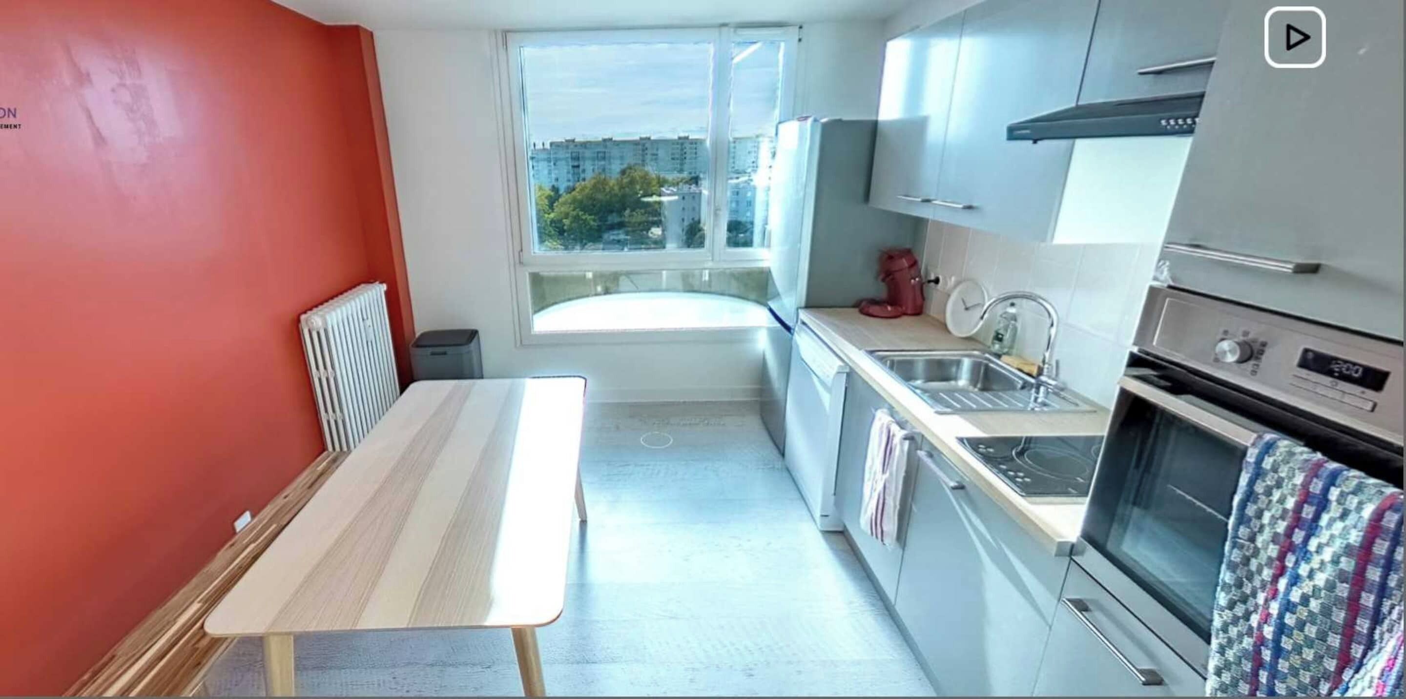 Apartment | Private kitchen | Fridge, oven, stovetop, dishwasher