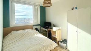 Unclassified image, 5 of 17, button - Cozy Room in a Friendly Shared Flat - Lyon 8th (Lyon)