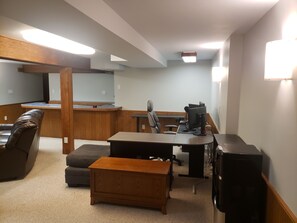 Interior - Basement Rental for EAA. 4.2 miles from EAA. (Oshkosh)