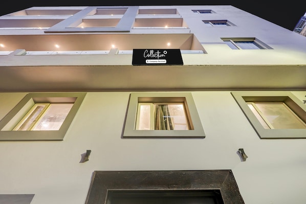 House | Exterior detail
