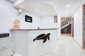 House | Reception