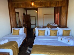 Deluxe Quadruple Room, Balcony, Ocean View - Infinity Winter Resort (Nuwara Eliya)