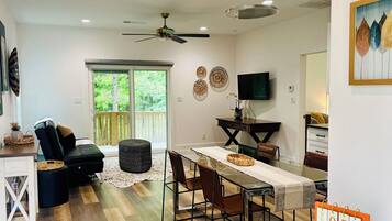 Cabin, Mountain View | Living area