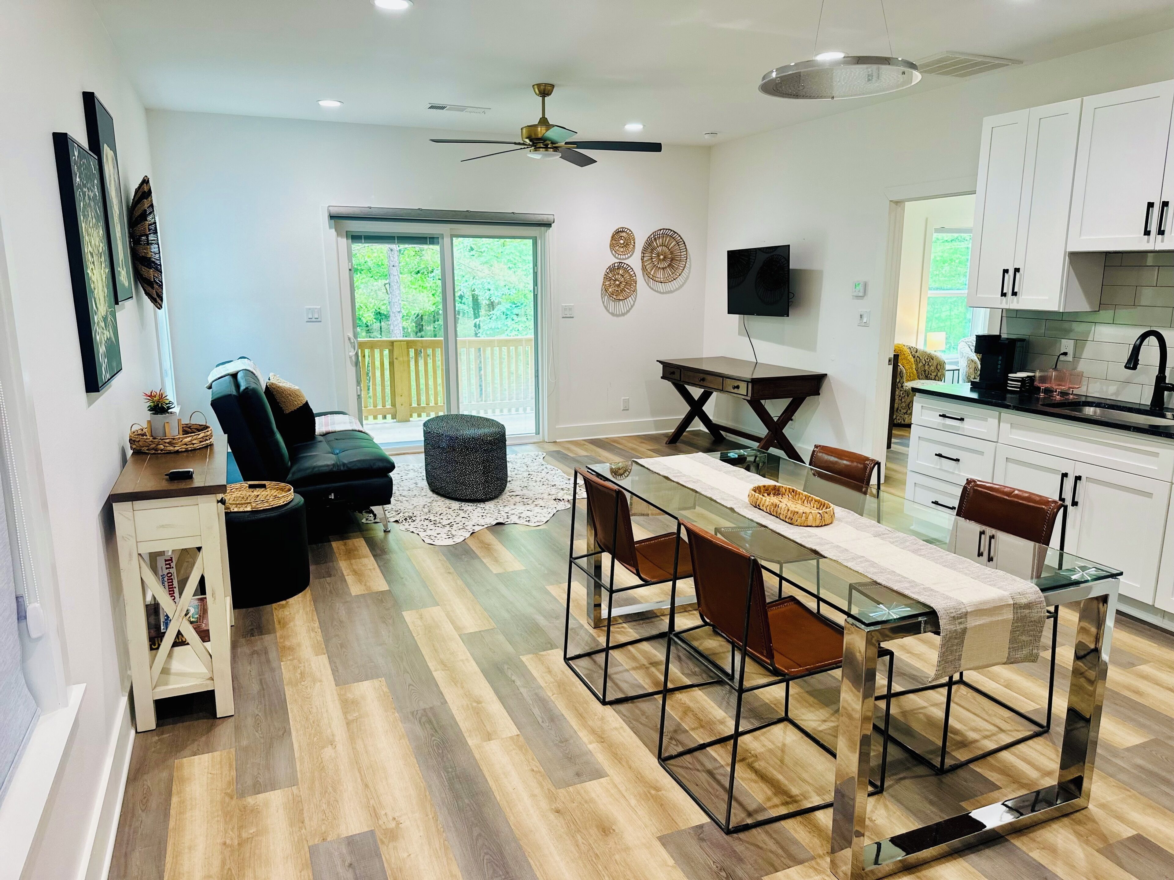 Cabin, Mountain View | Family dining