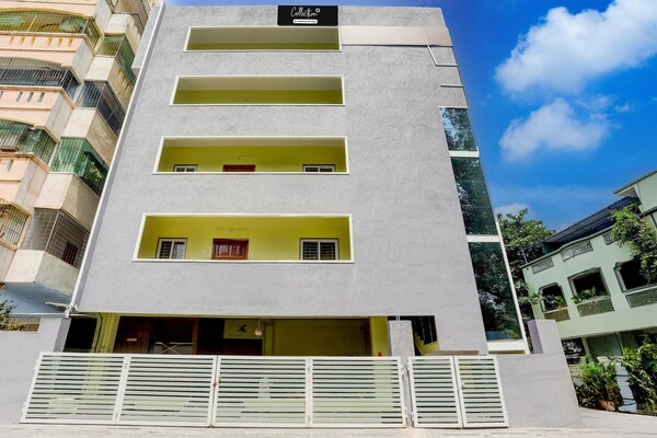 Deluxe Y Stay Home Stay - Tirupati
