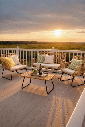Terrace/patio - Enjoy stunning sunsets, new static caravan just 4 miles from Yr wyddfa (Snowdon) (Bangor)