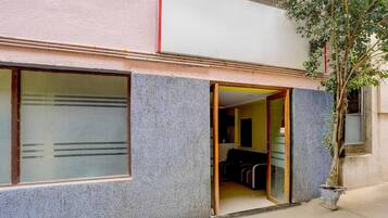House | Exterior detail