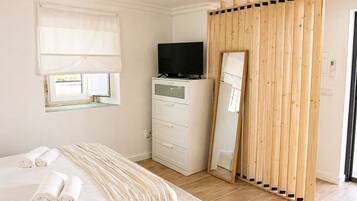 1 bedroom, free WiFi, bed sheets