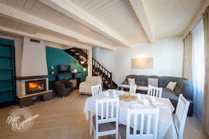House | Dining - Holiday Home Close to the Beach, Summer Pool (Leba)