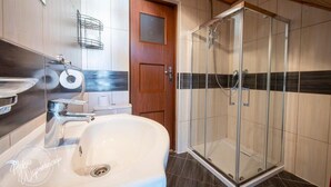 Bathroom - Holiday Home Close to the Beach, Summer Pool (Leba)