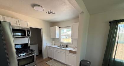 2-bedroom house in soothing Bakersfield with refreshing AC