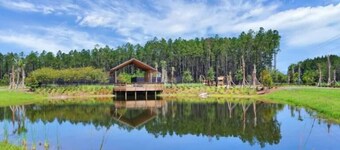 Family Cinema Escape · Salt Pool · Gym · Sleeps 8