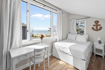 Oceanfront Oasis! Steps to the Beach! Hot Tub, Pool & Game Room!