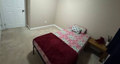 2 Private Rooms in Quiet & Clean Home | Sleeps 3
