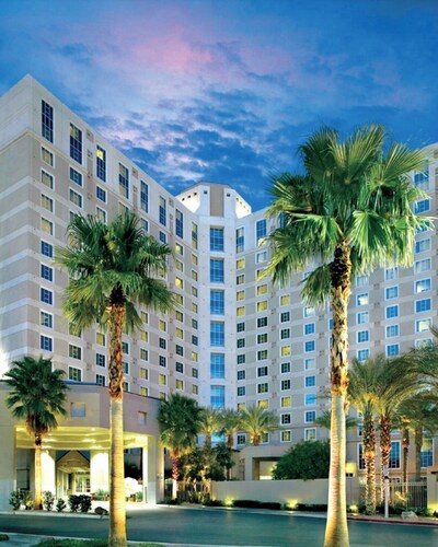 Luxury Grand Vacation Stay in Sunny Las Vegas