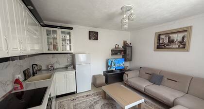 Enjoyable 1-bedroom house with AC in charming Hudenisht