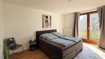 2 bedrooms, iron/ironing board, travel crib, free WiFi